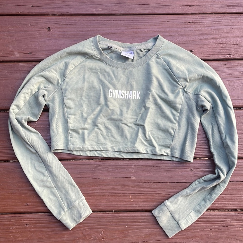 GymShark cropped long sleeve sweatshirt, size small